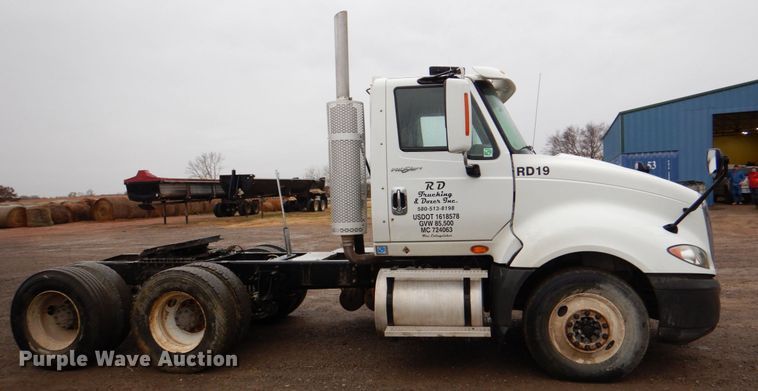 image for item DJ0350 2014 International ProStar  semi truck