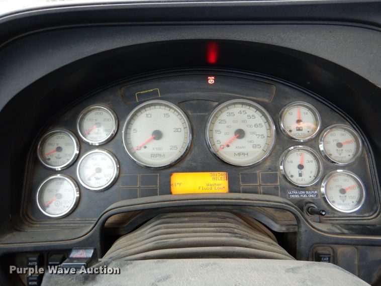 image for item DJ0350 2014 International ProStar  semi truck