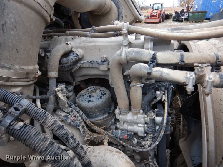 image for item DJ0350 2014 International ProStar  semi truck