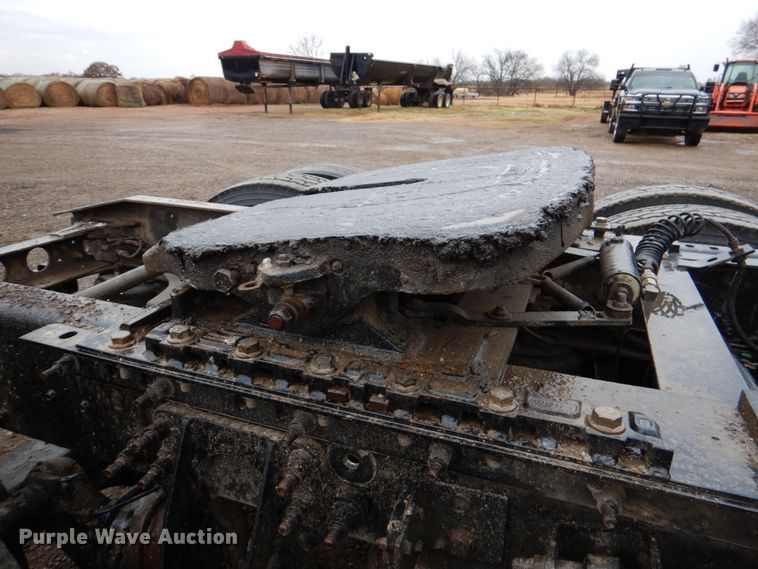 image for item DJ0350 2014 International ProStar  semi truck