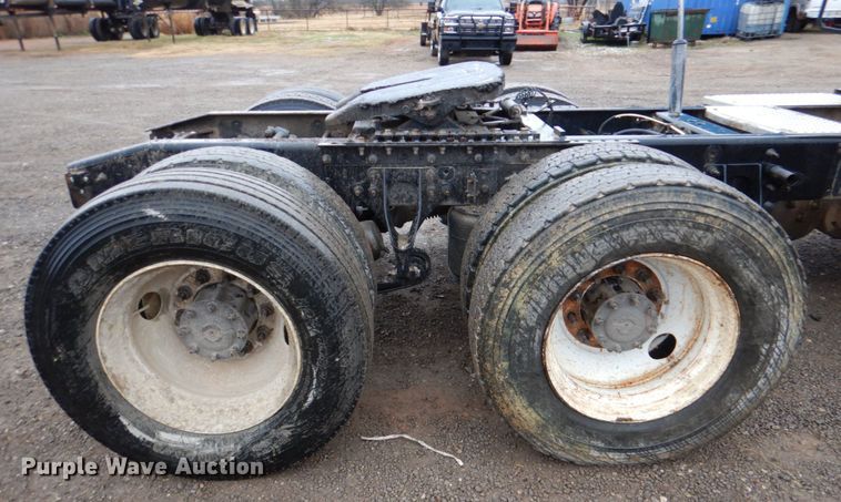 image for item DJ0350 2014 International ProStar  semi truck