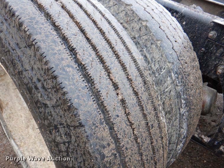 image for item DJ0350 2014 International ProStar  semi truck