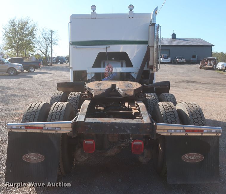 image for item DJ1819 1984 Peterbilt 362  semi truck