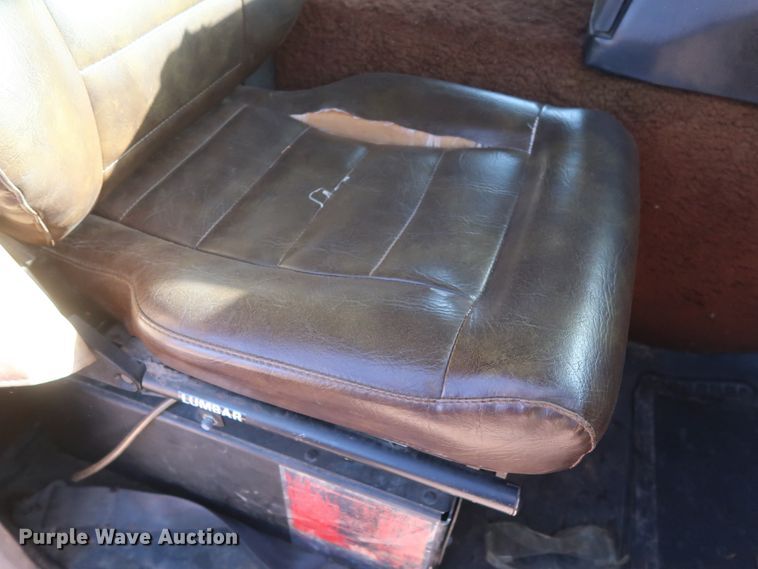 image for item DJ1819 1984 Peterbilt 362  semi truck