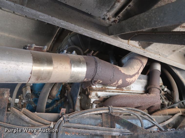 image for item DJ1819 1984 Peterbilt 362  semi truck