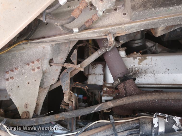 image for item DJ1819 1984 Peterbilt 362  semi truck