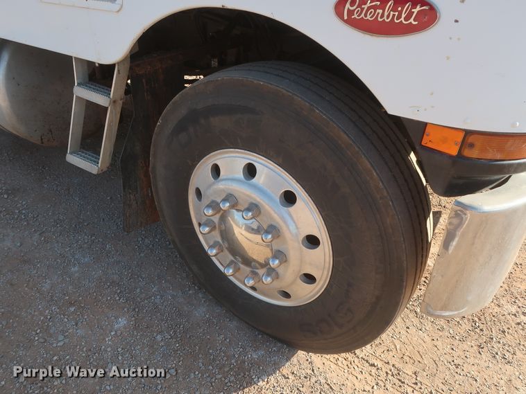 image for item DJ1819 1984 Peterbilt 362  semi truck