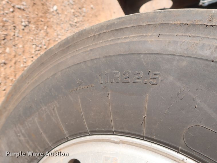 image for item DJ1819 1984 Peterbilt 362  semi truck