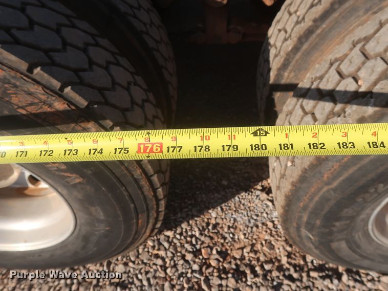 image for item DJ1819 1984 Peterbilt 362  semi truck