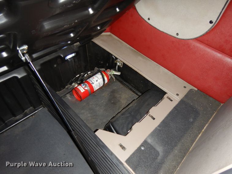 image for item DJ5797 2013 Freightliner Cascadia 125  semi truck