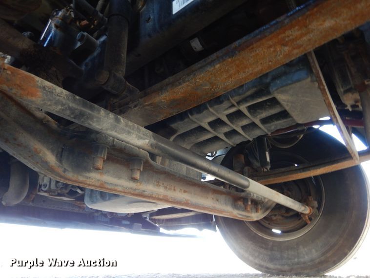 image for item DJ5798 2012 Freightliner Cascadia 125  semi truck