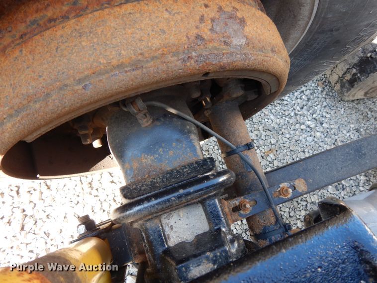 image for item DJ5798 2012 Freightliner Cascadia 125  semi truck