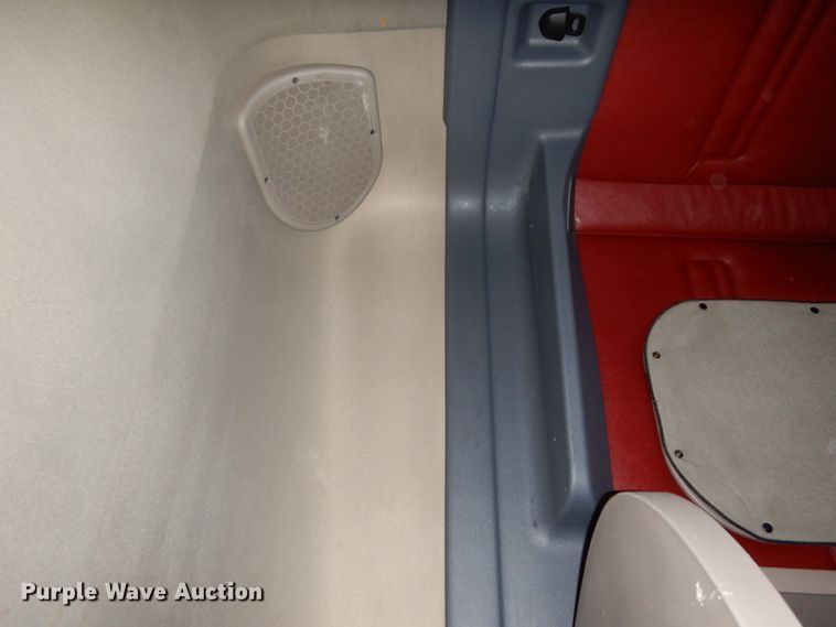 image for item DJ5799 2012 Freightliner Cascadia 125  semi truck