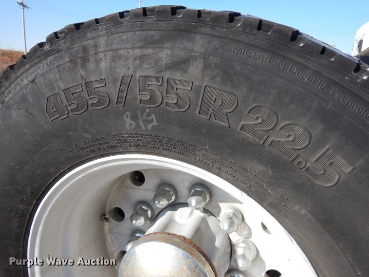 image for item DJ5799 2012 Freightliner Cascadia 125  semi truck