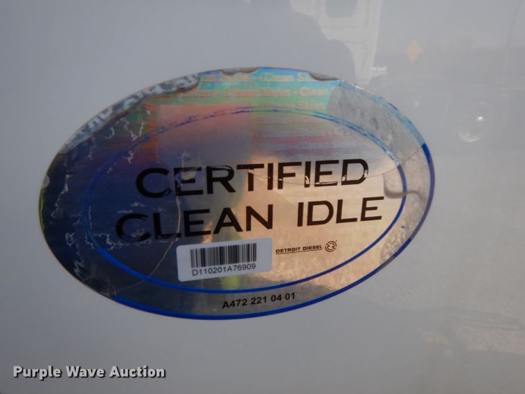 image for item DJ5801 2013 Freightliner Cascadia 125  semi truck