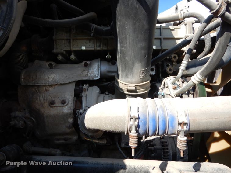 image for item DJ5802 2012 Freightliner Cascadia 125  semi truck