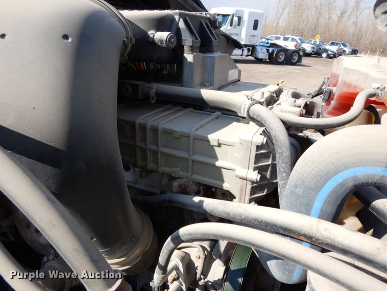 image for item DJ5802 2012 Freightliner Cascadia 125  semi truck