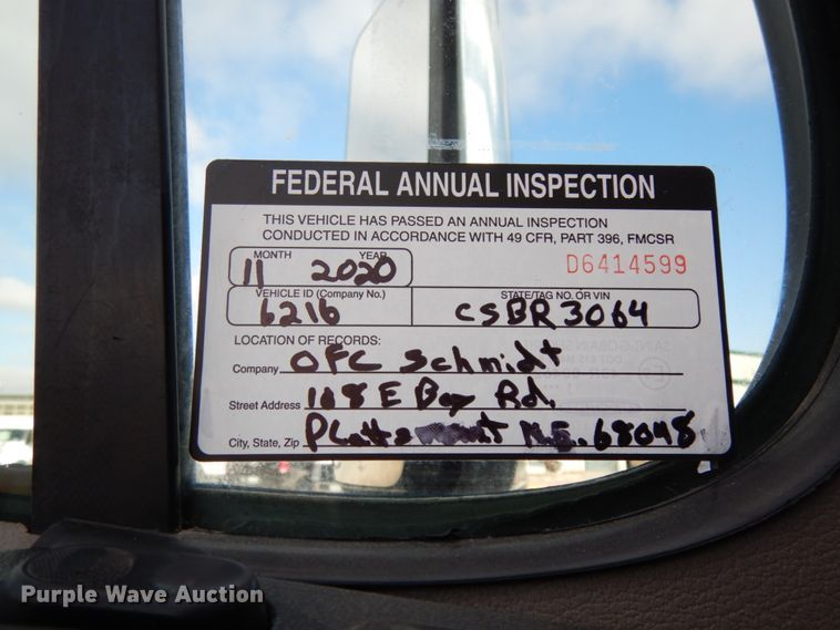 image for item DJ5802 2012 Freightliner Cascadia 125  semi truck