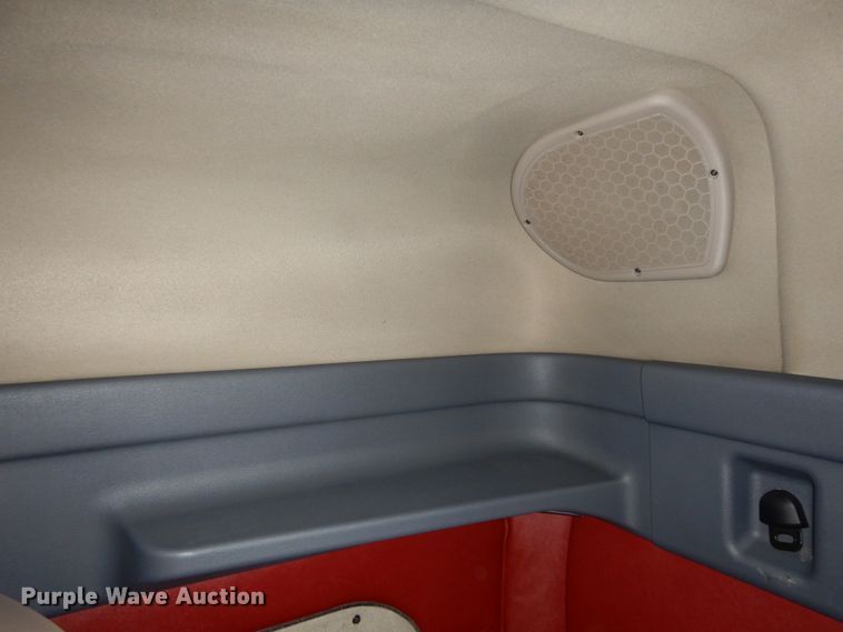 image for item DJ5803 2012 Freightliner Cascadia 125  semi truck