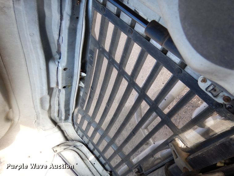 image for item DJ5803 2012 Freightliner Cascadia 125  semi truck