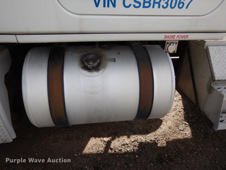 image for item DJ5803 2012 Freightliner Cascadia 125  semi truck