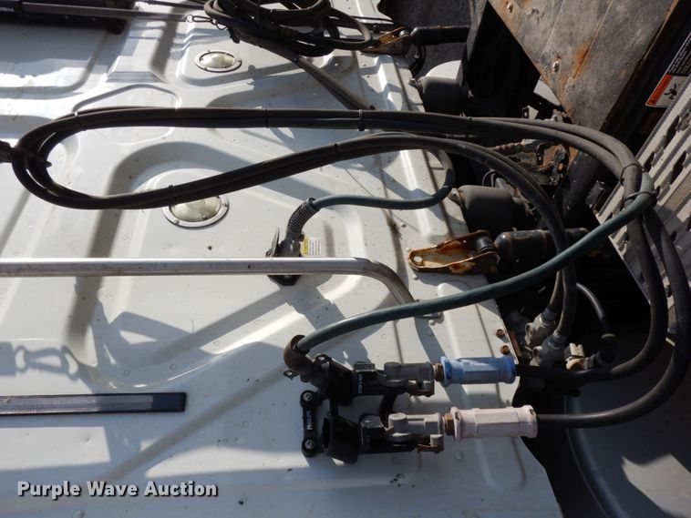 image for item DJ5803 2012 Freightliner Cascadia 125  semi truck