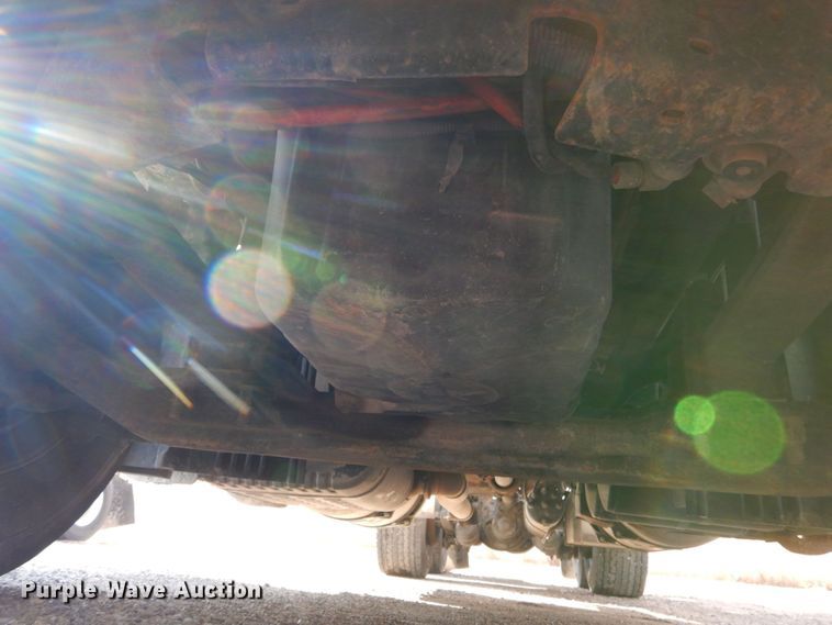 image for item DJ5803 2012 Freightliner Cascadia 125  semi truck