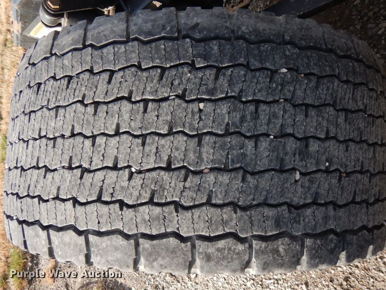 image for item DJ5803 2012 Freightliner Cascadia 125  semi truck