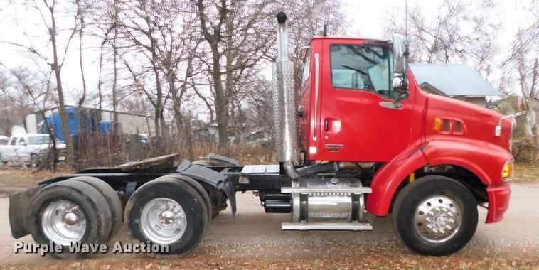 image for item DJ5834 2006 Sterling AT9500  semi truck