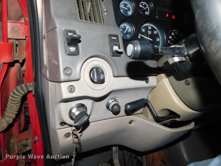 image for item DJ5834 2006 Sterling AT9500  semi truck