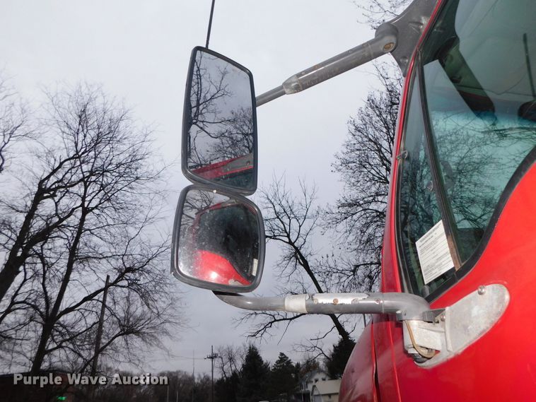 image for item DJ5834 2006 Sterling AT9500  semi truck