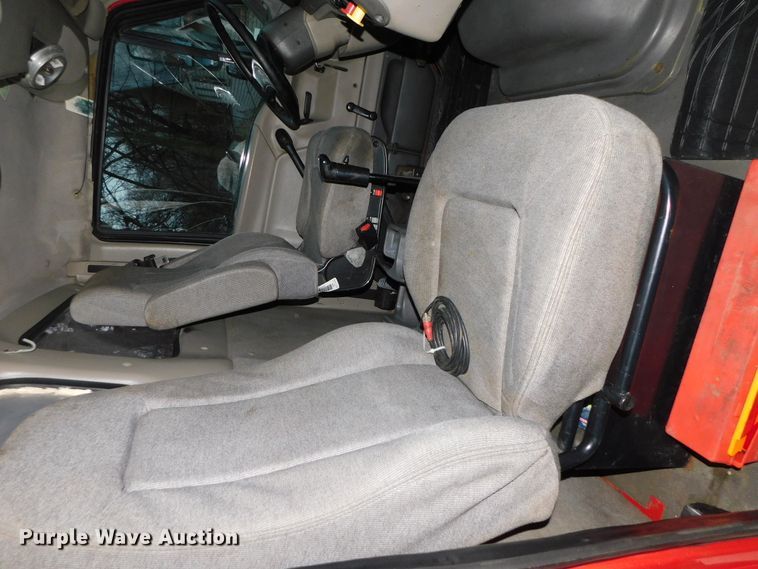 image for item DJ5834 2006 Sterling AT9500  semi truck