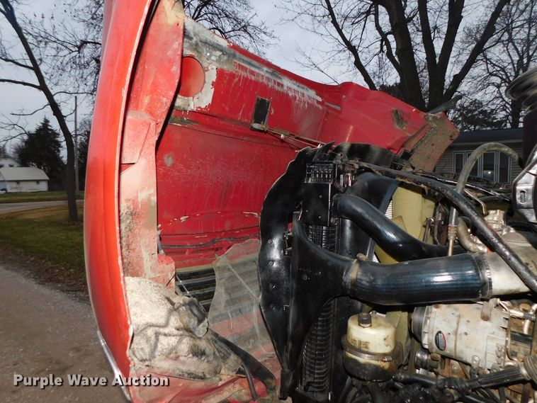 image for item DJ5834 2006 Sterling AT9500  semi truck