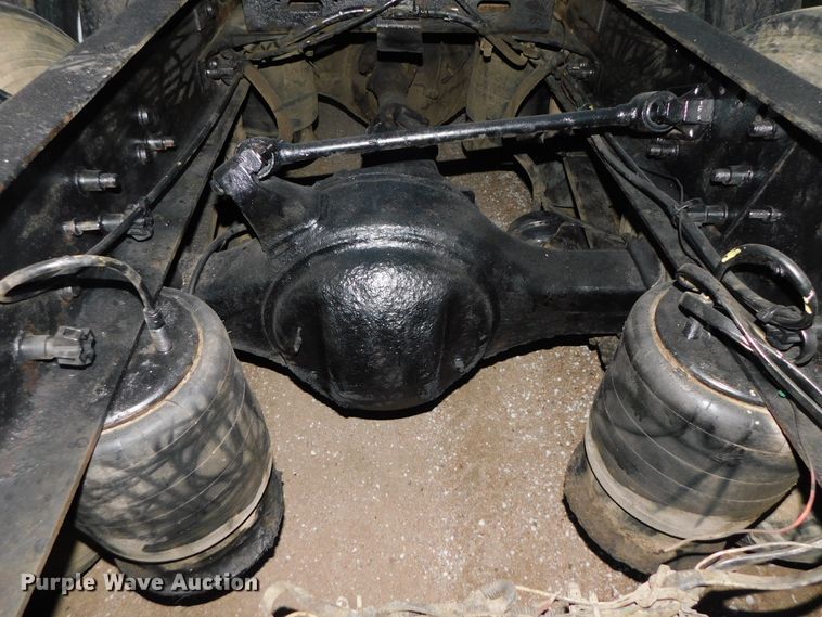 image for item DJ5834 2006 Sterling AT9500  semi truck