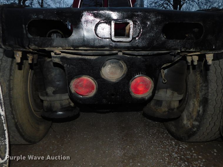 image for item DJ5834 2006 Sterling AT9500  semi truck