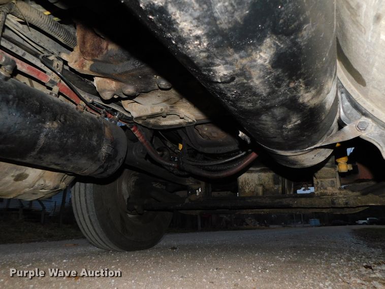 image for item DJ5834 2006 Sterling AT9500  semi truck