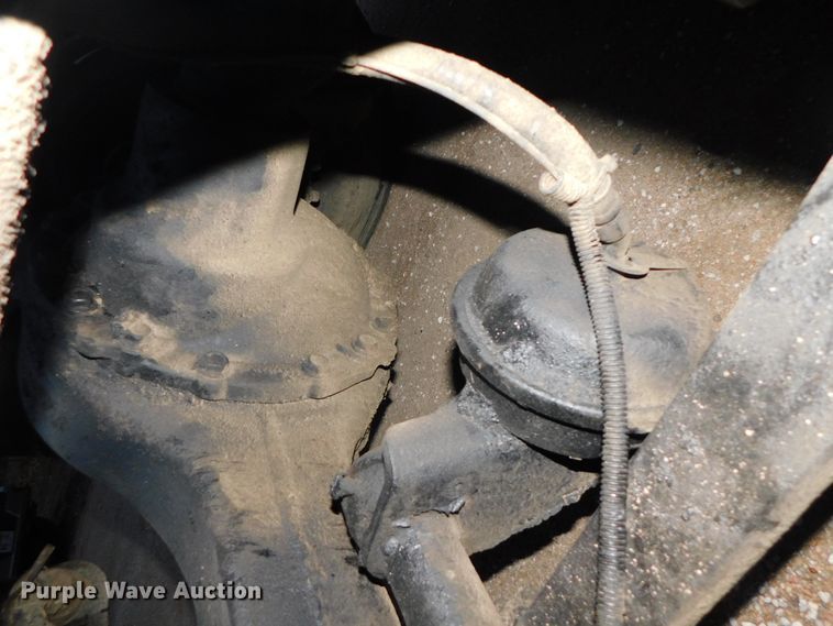 image for item DJ5834 2006 Sterling AT9500  semi truck