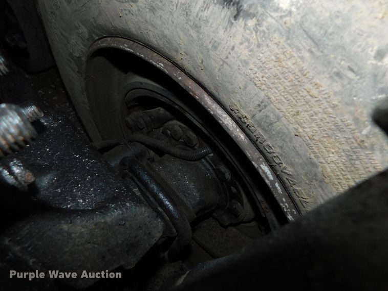 image for item DJ5834 2006 Sterling AT9500  semi truck