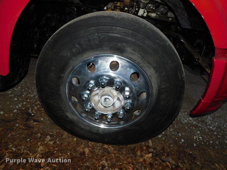 image for item DJ5834 2006 Sterling AT9500  semi truck