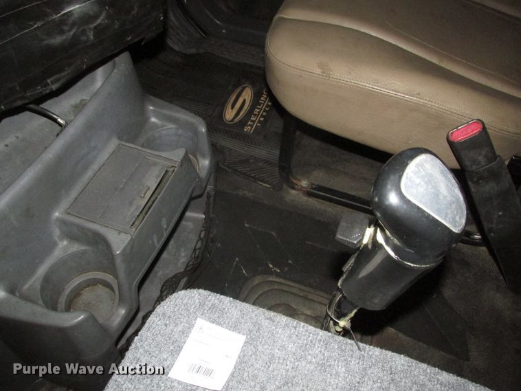 image for item DJ5835 1999 Sterling A9513  semi truck