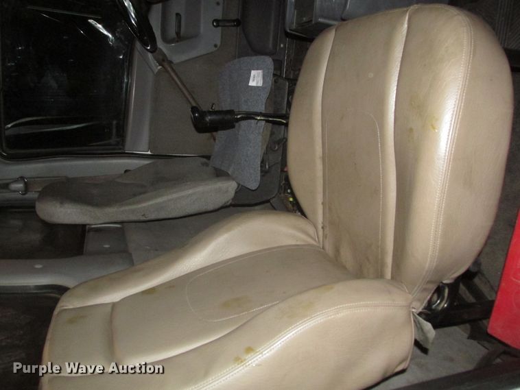 image for item DJ5835 1999 Sterling A9513  semi truck