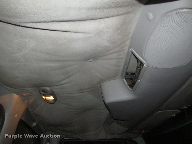 image for item DJ5835 1999 Sterling A9513  semi truck