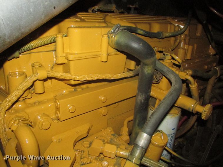 image for item DJ5835 1999 Sterling A9513  semi truck