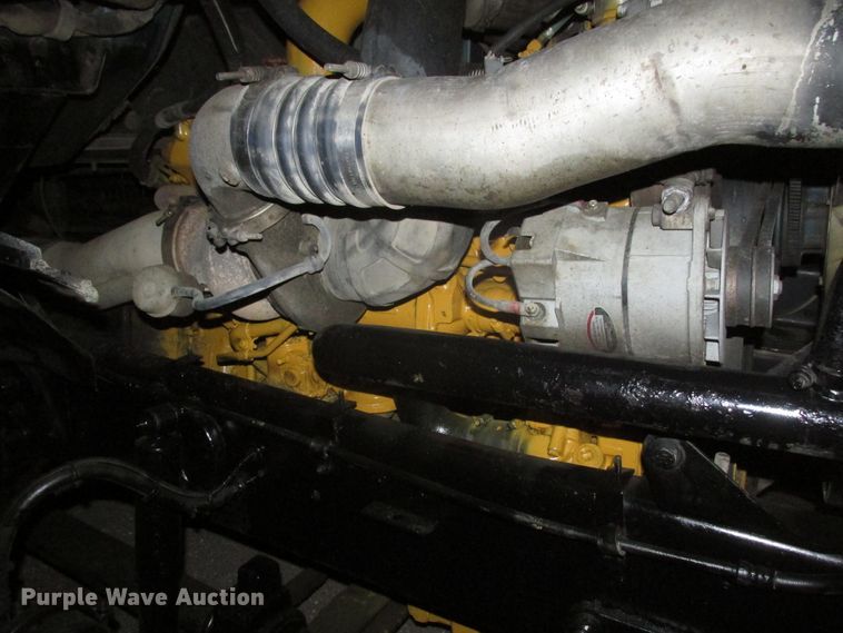 image for item DJ5835 1999 Sterling A9513  semi truck