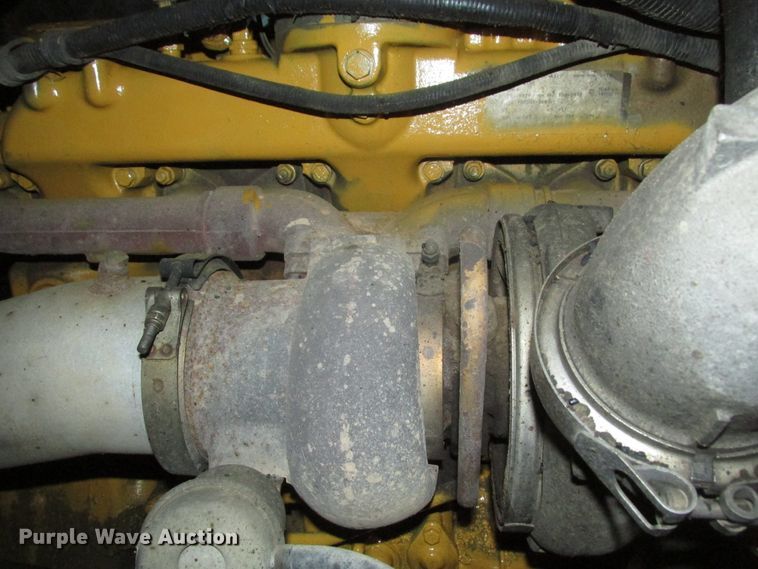 image for item DJ5835 1999 Sterling A9513  semi truck