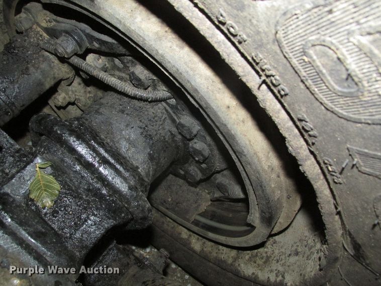 image for item DJ5835 1999 Sterling A9513  semi truck