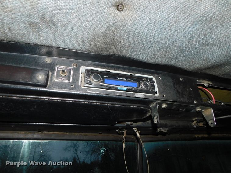 image for item DJ5836 1989 Kenworth T800  semi truck