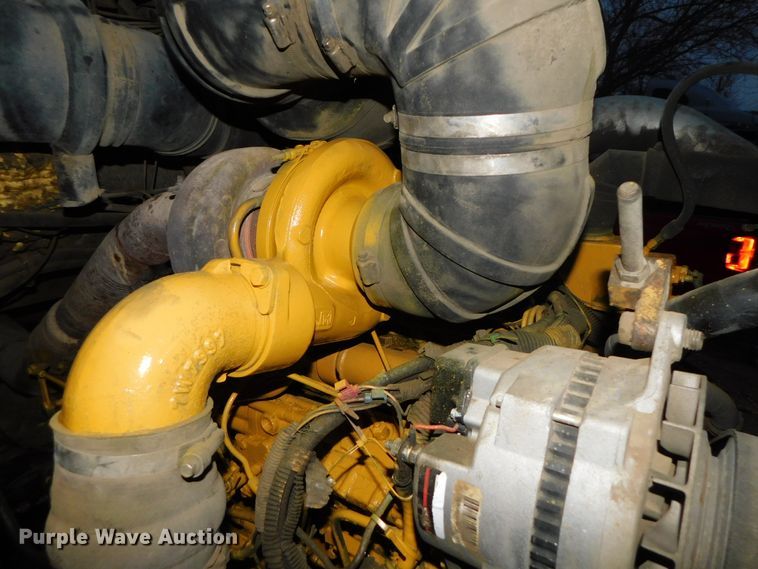 image for item DJ5836 1989 Kenworth T800  semi truck