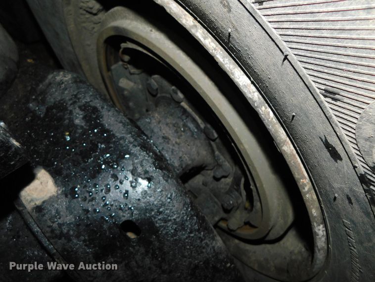 image for item DJ5836 1989 Kenworth T800  semi truck