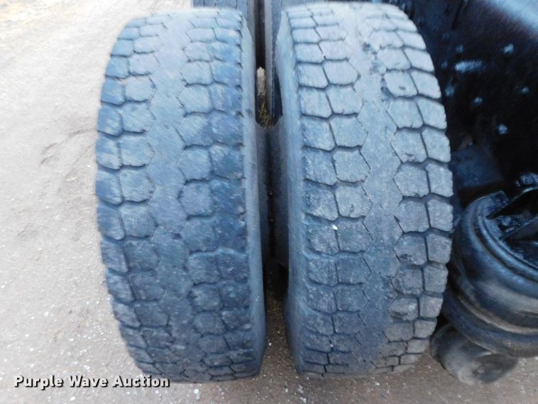 image for item DJ5836 1989 Kenworth T800  semi truck